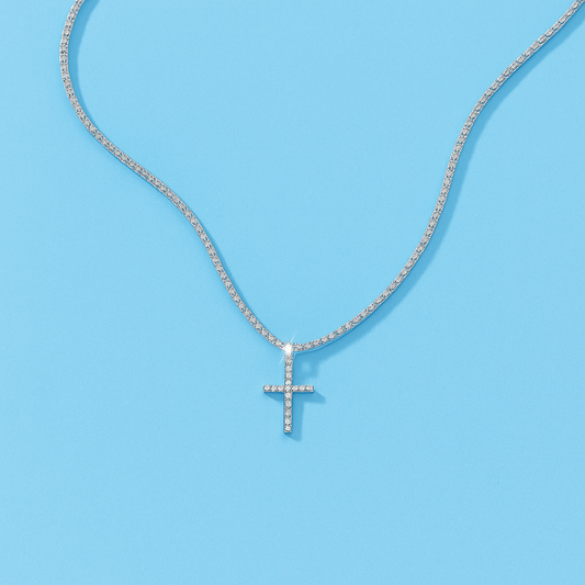 Elegante Kreuzhalskette – 925 Silber mit Zirkon