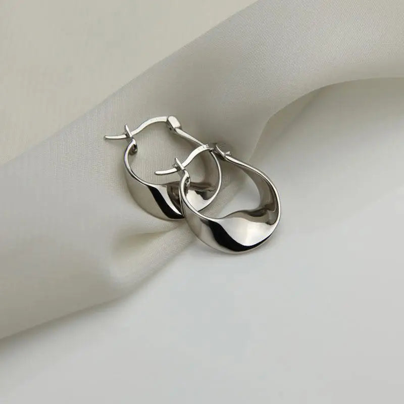 Design-Ohrringe – Unikat-Stil aus Sterling Silber